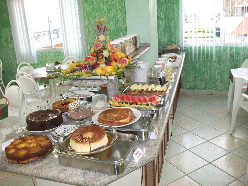 Hotel Oasis ฟลอเรียนอโปลิส ภายนอก รูปภาพ