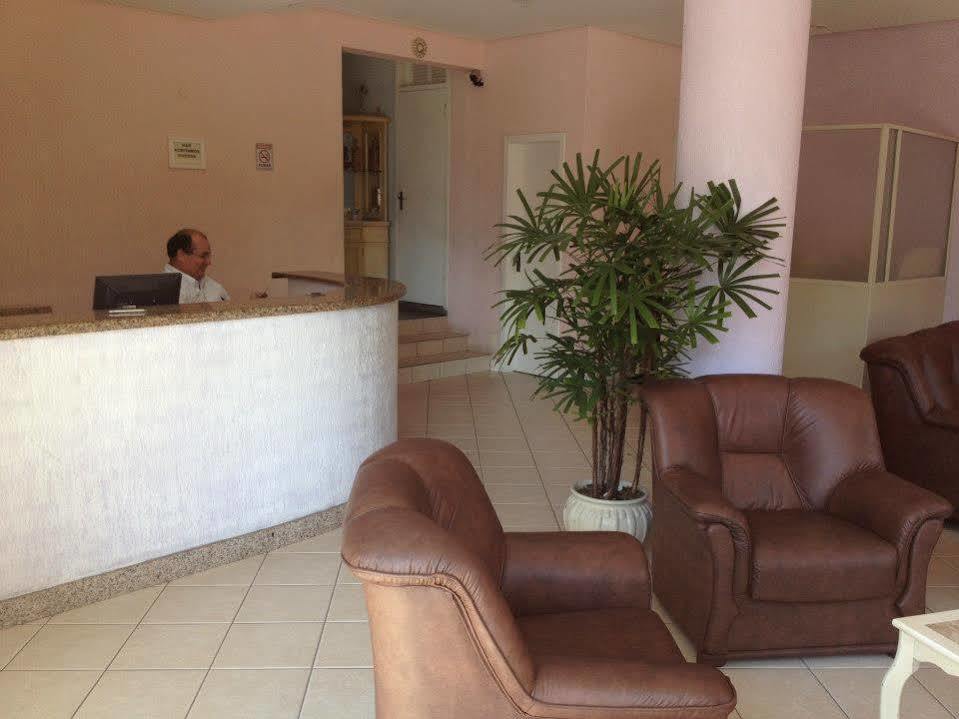 Hotel Oasis ฟลอเรียนอโปลิส ภายนอก รูปภาพ